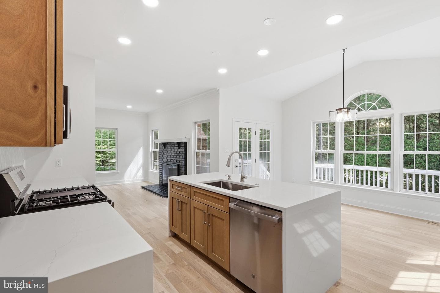 15099 Windy Hollow Circle photo 9