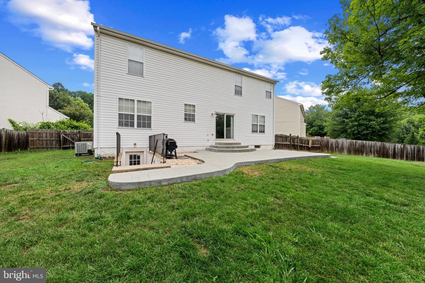 8393 Tenbrook Drive photo 32