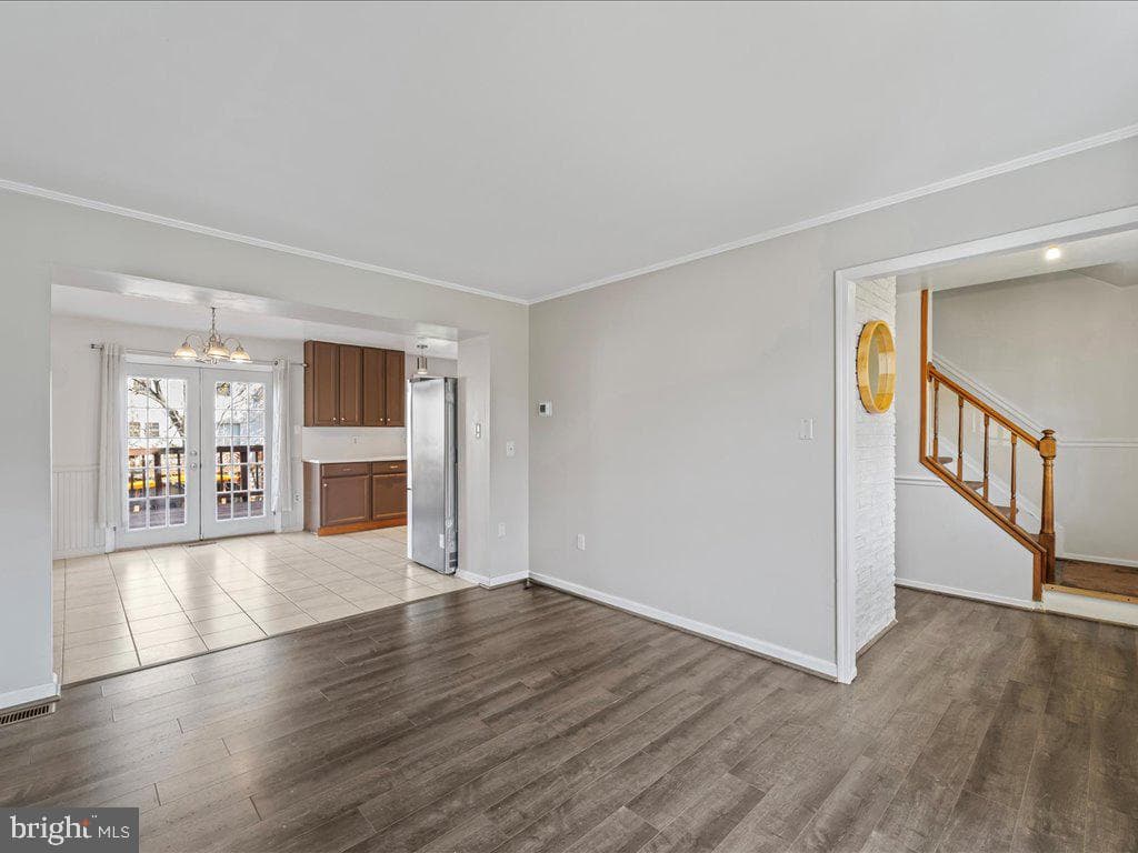 2904 Madeira Court photo 2