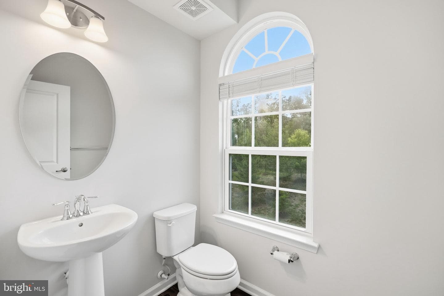 3634 Briarwood Drive photo 9