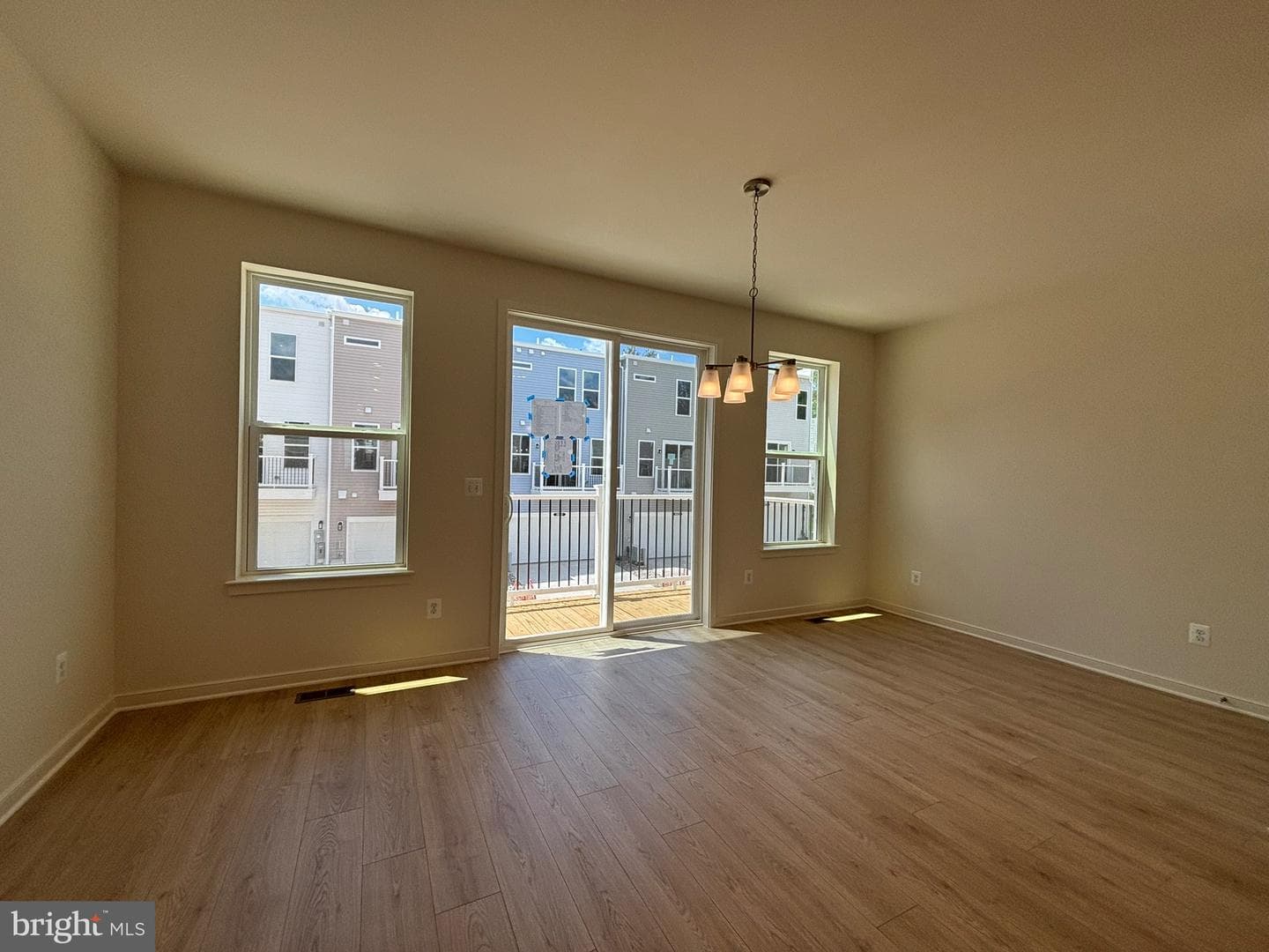 18002 Alicia Avenue photo 20