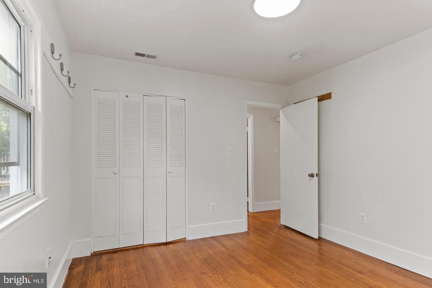 3709 Forestdale Avenue photo 26