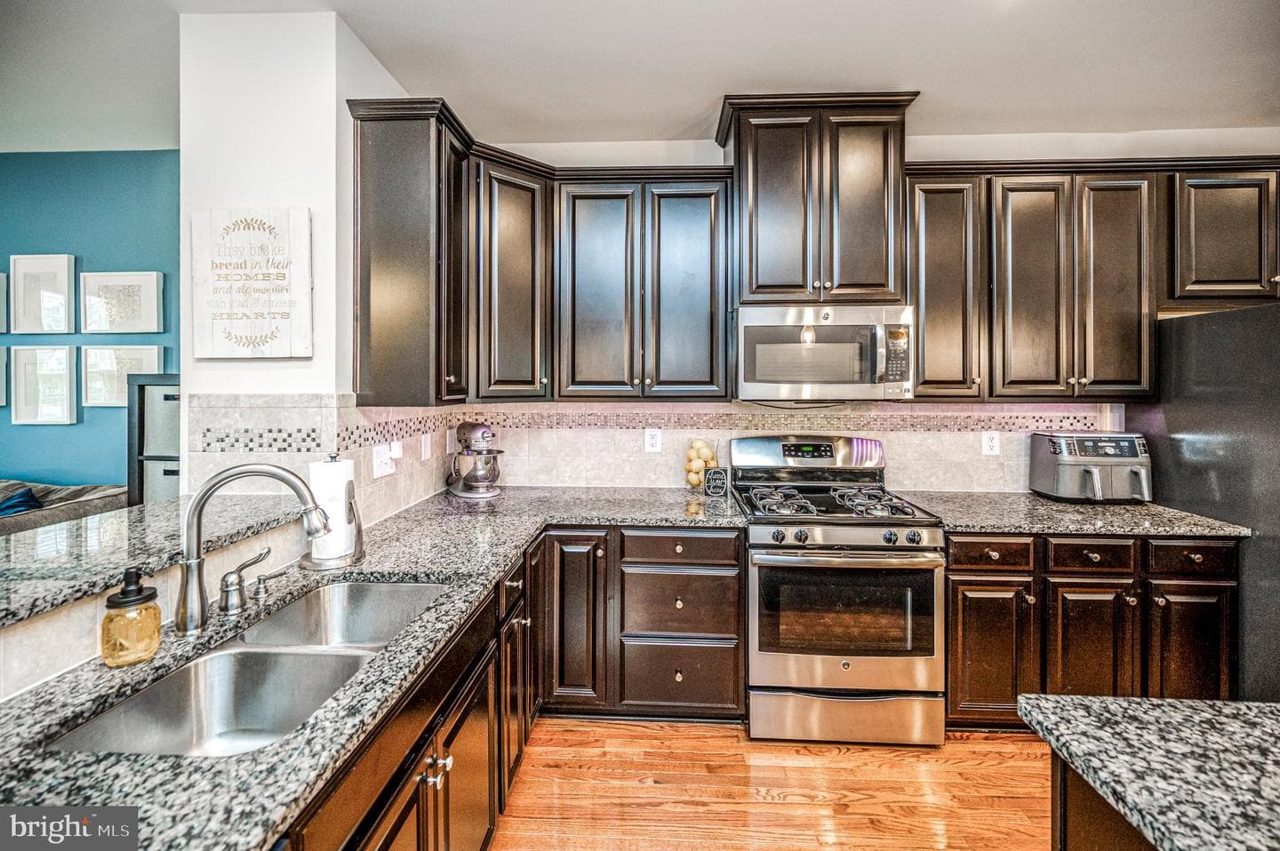 7739 Milton Circle photo 9