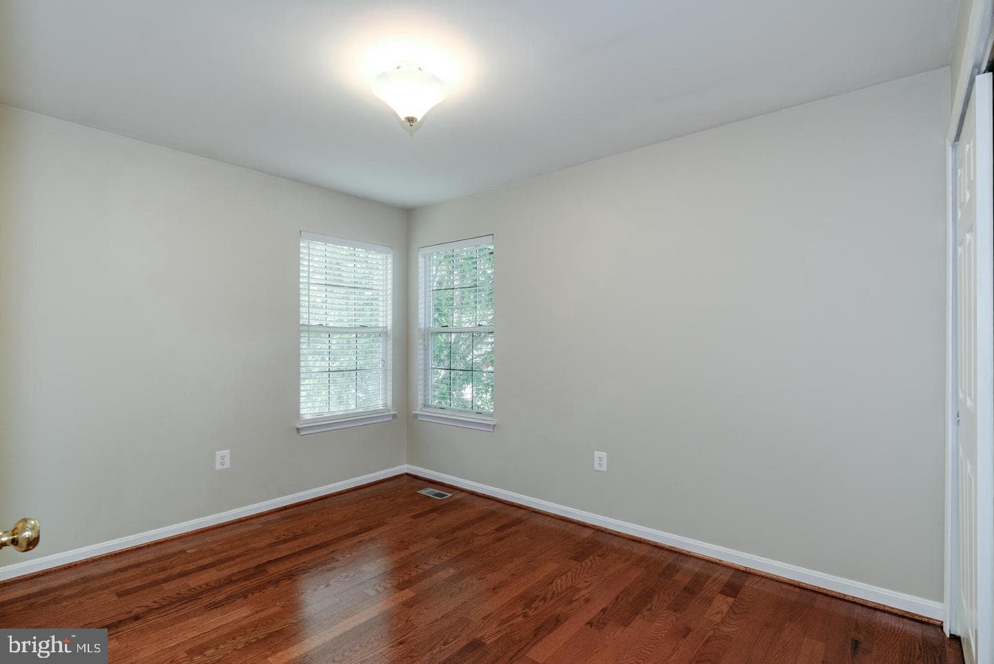 13521 Dodsworth Drive photo 26