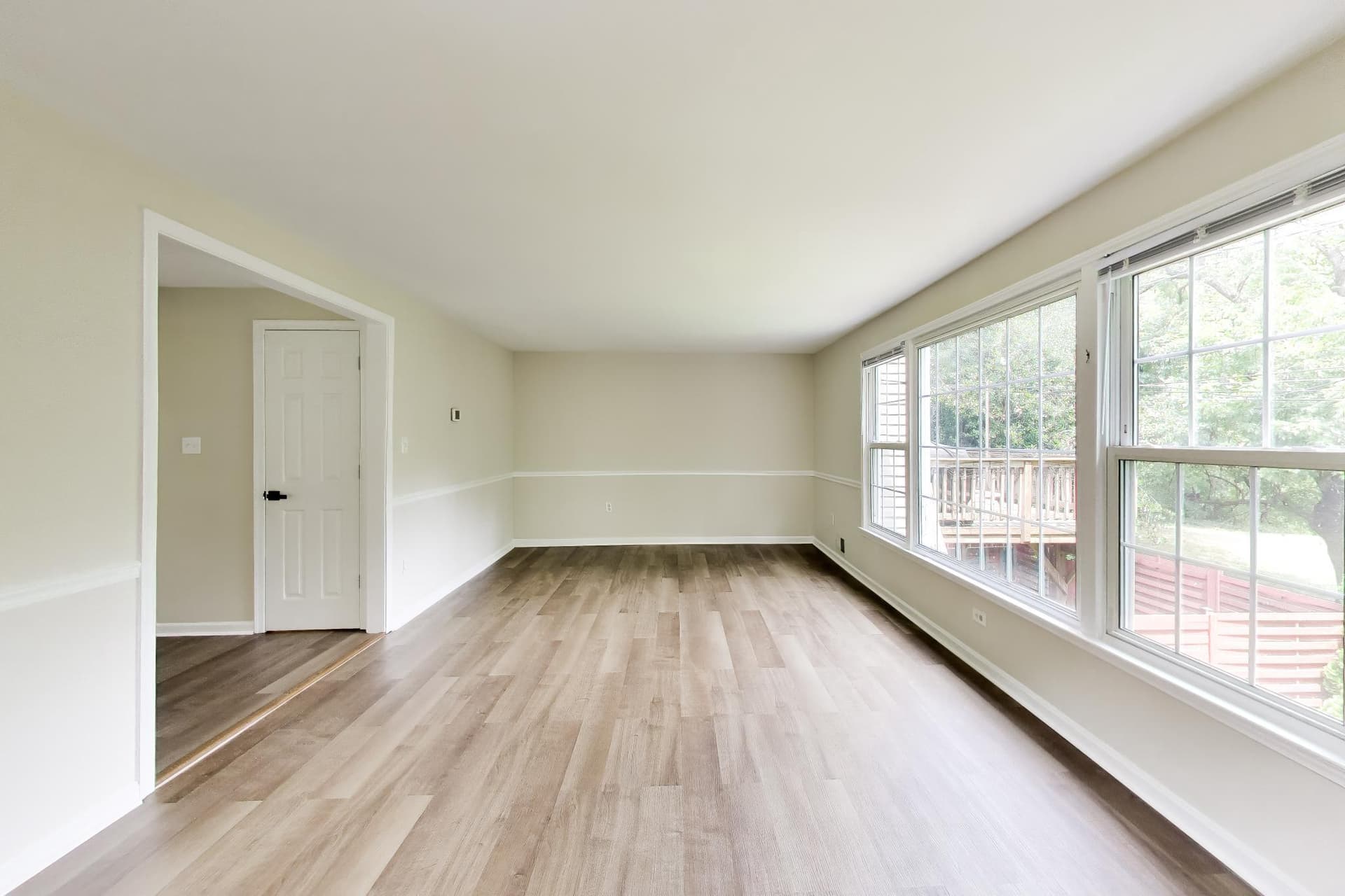 1306 Mead Terrace photo 8