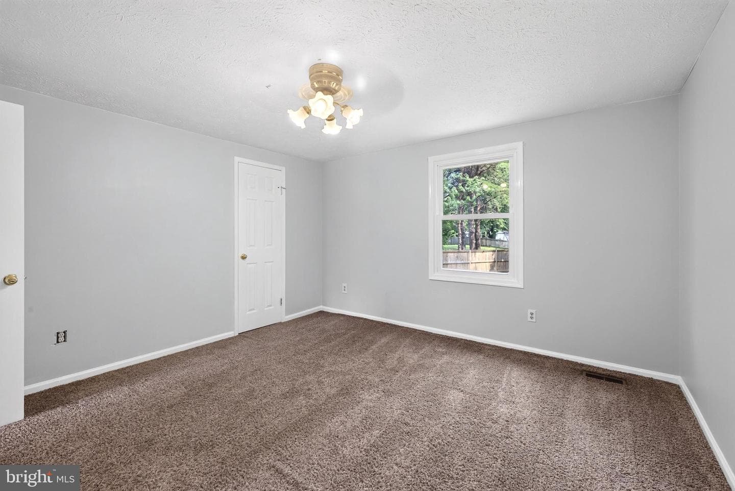 4884 Tobacco Way photo 29