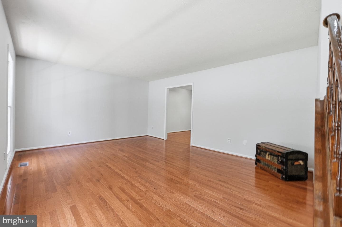 6090 River Forest Drive photo 5