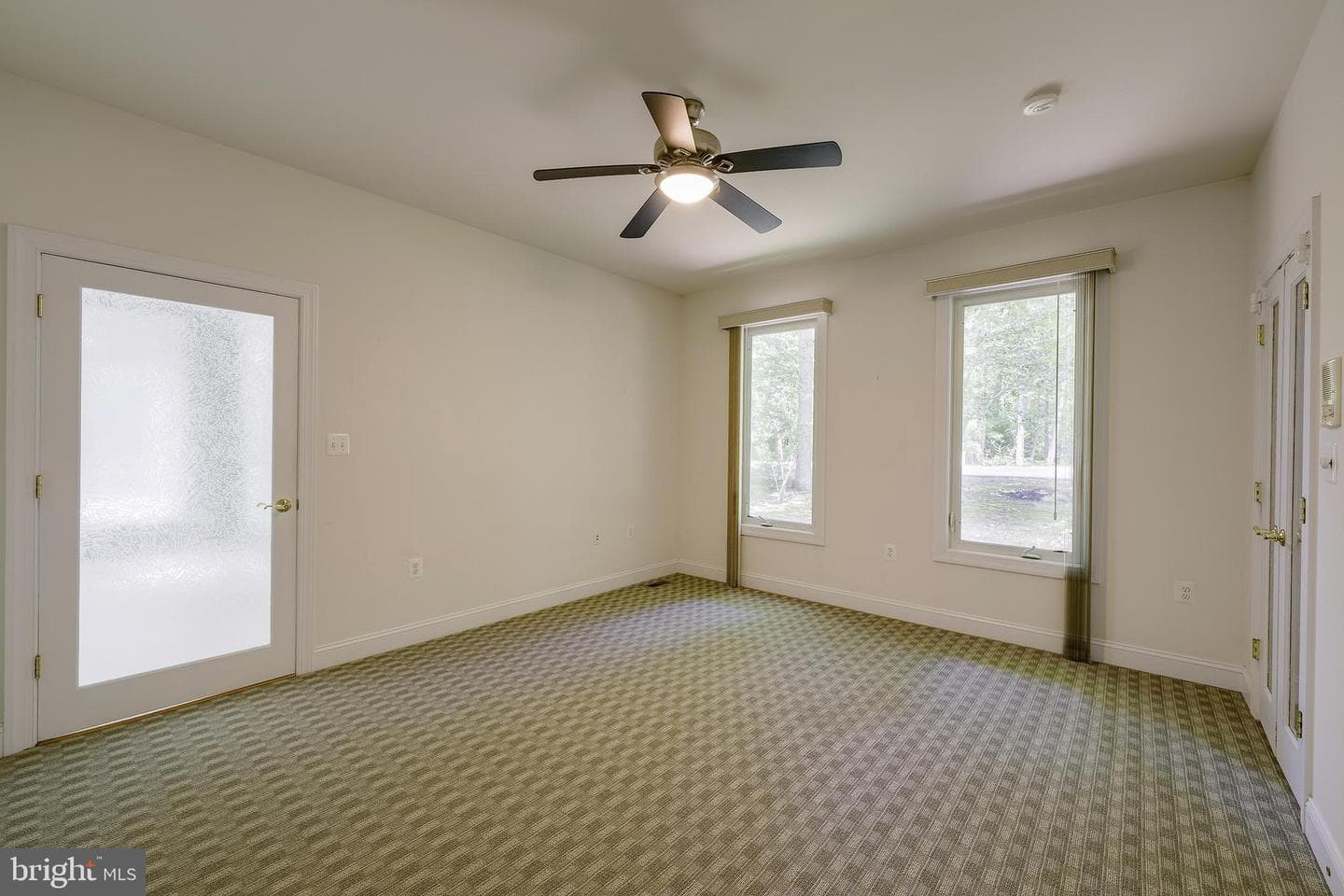 4689 Occoquan Overlook photo 46