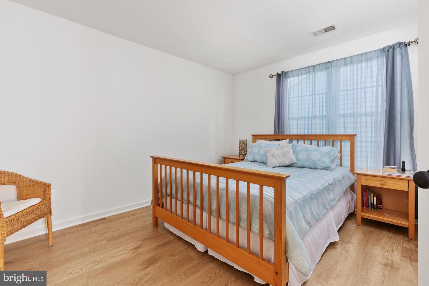 15610 Admiral Baker Circle photo 29