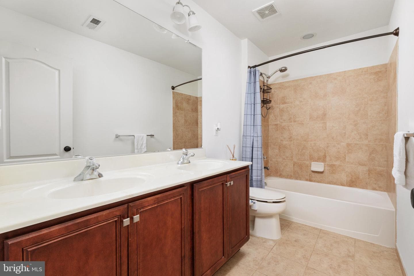 15610 Admiral Baker Circle photo 30