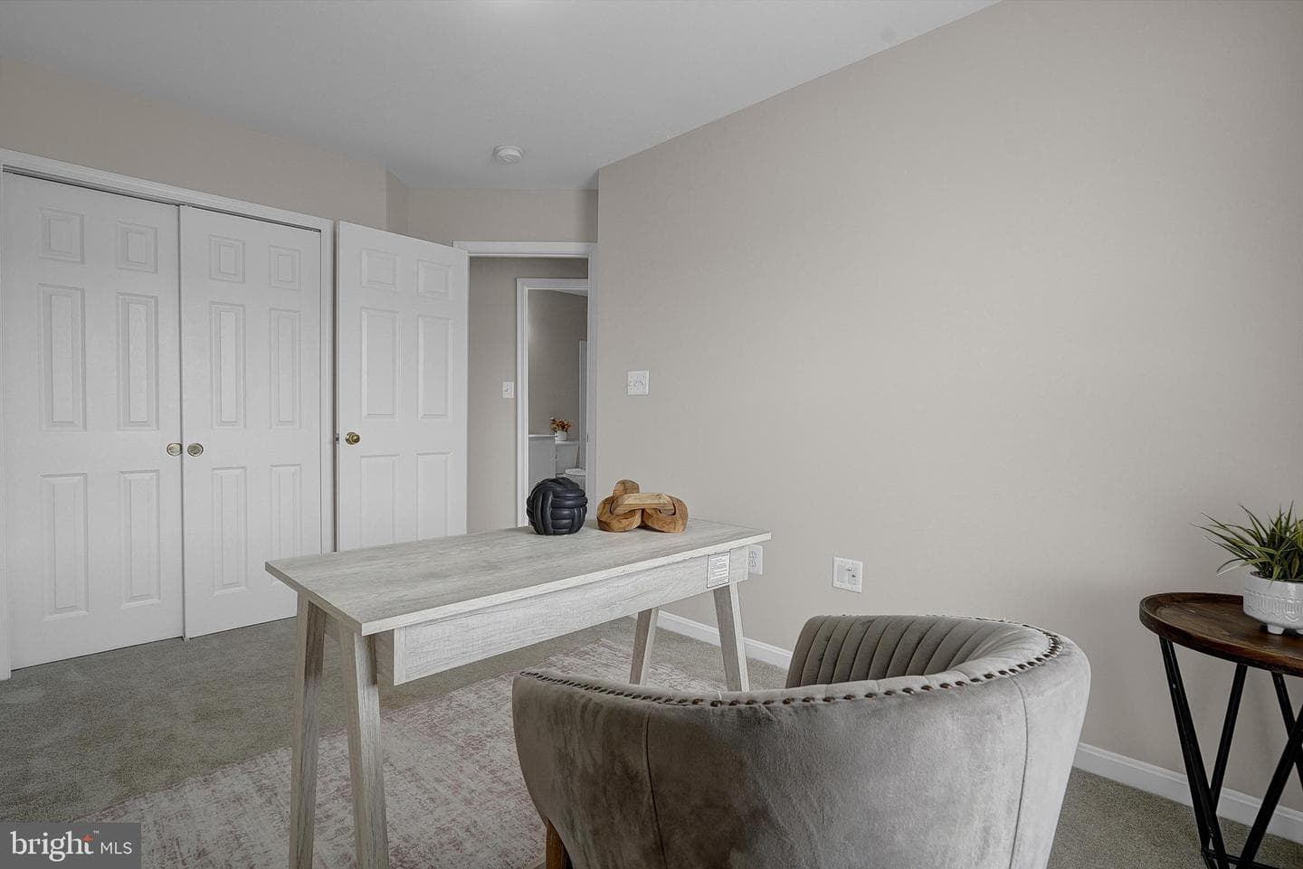 13863 Palisades Street photo 43