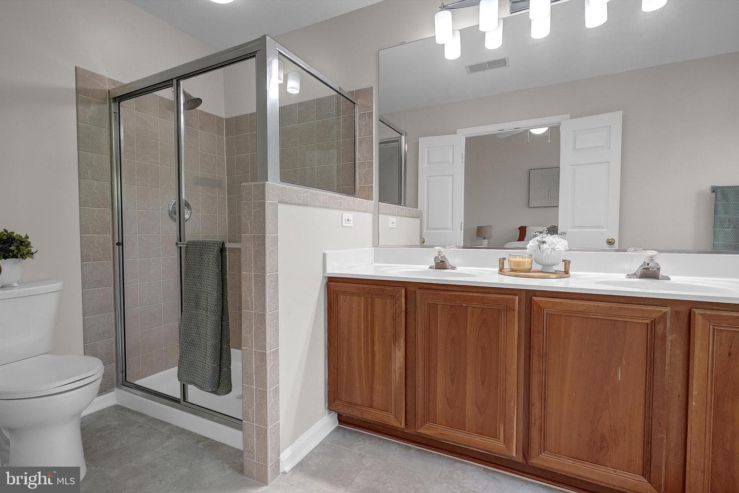 13863 Palisades Street photo 63