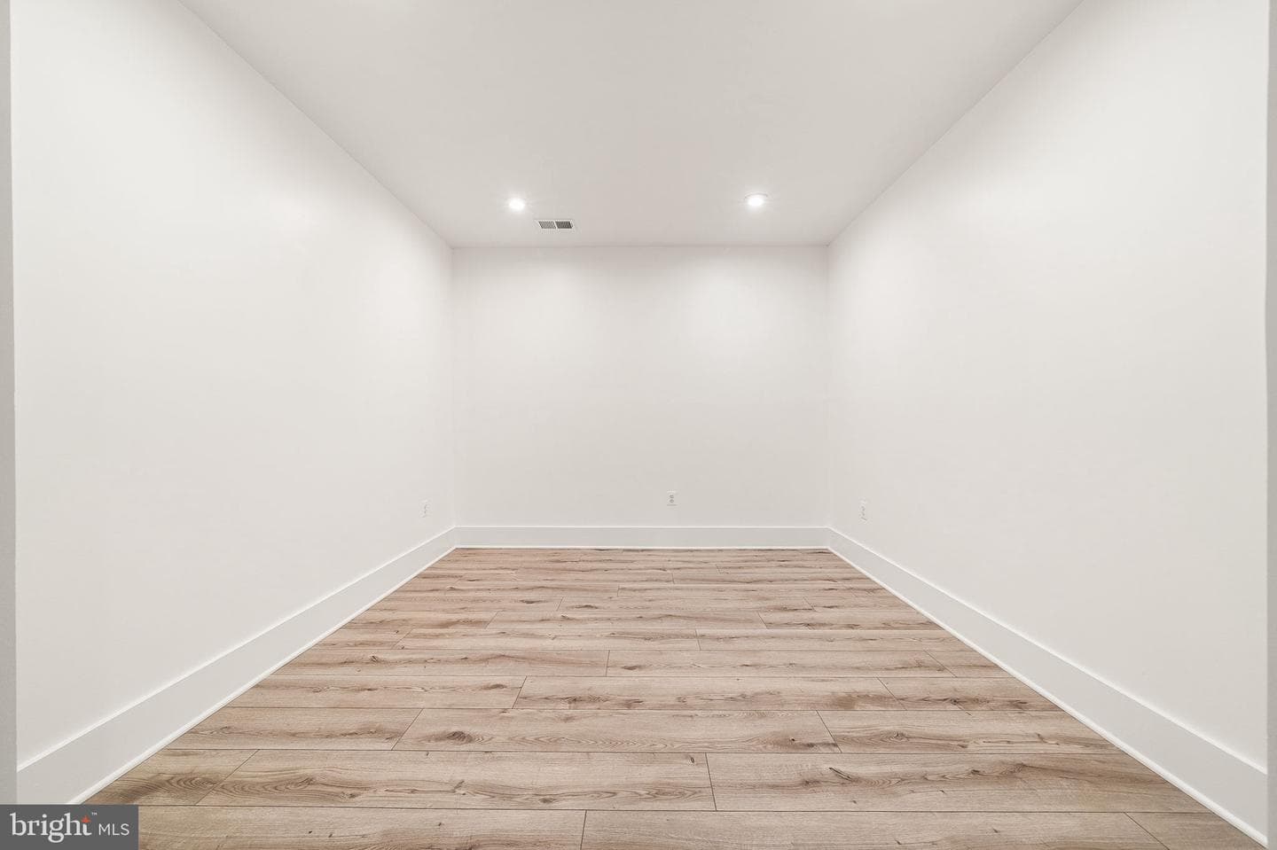 18120 Moss Garden Road photo 32