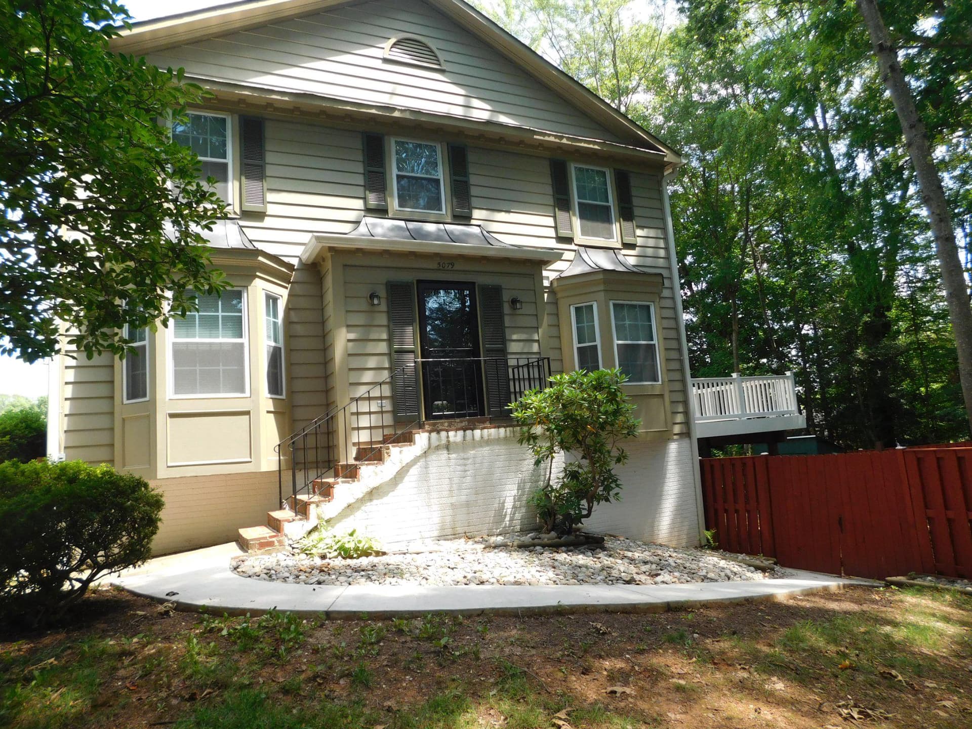 5079 Lambsgate Lane photo 1