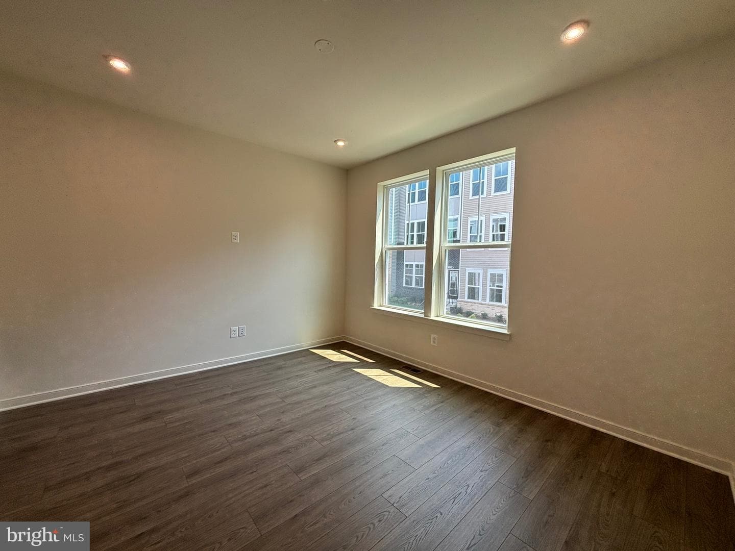 18022 Alicia Avenue photo 10