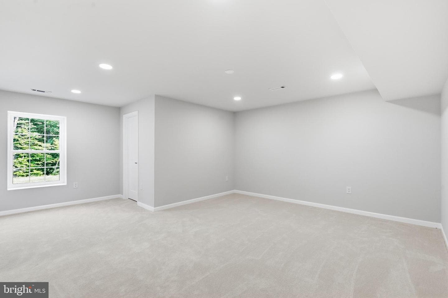 15701 Piedmont Pl photo 24