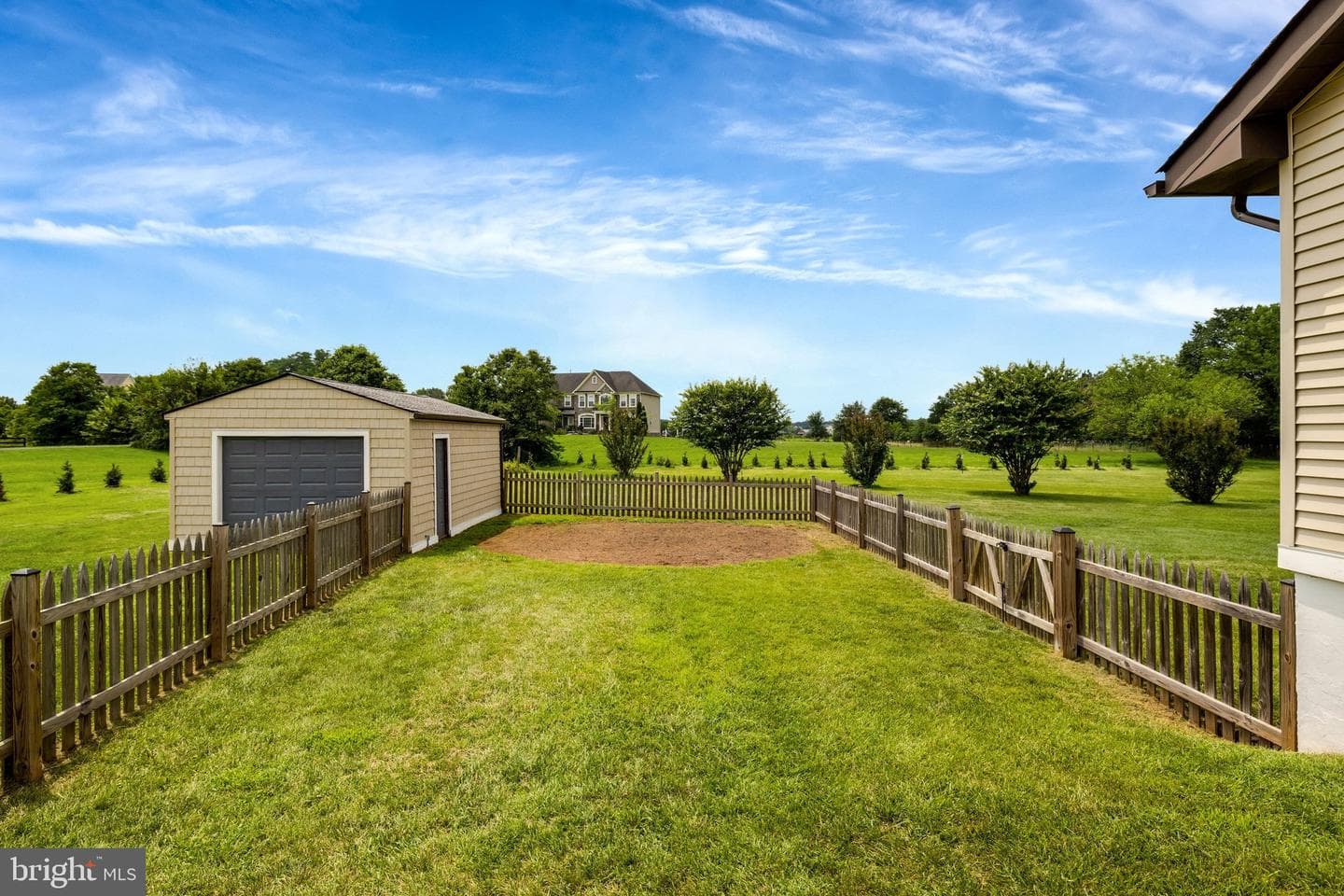 10913 Crockett Road photo 53