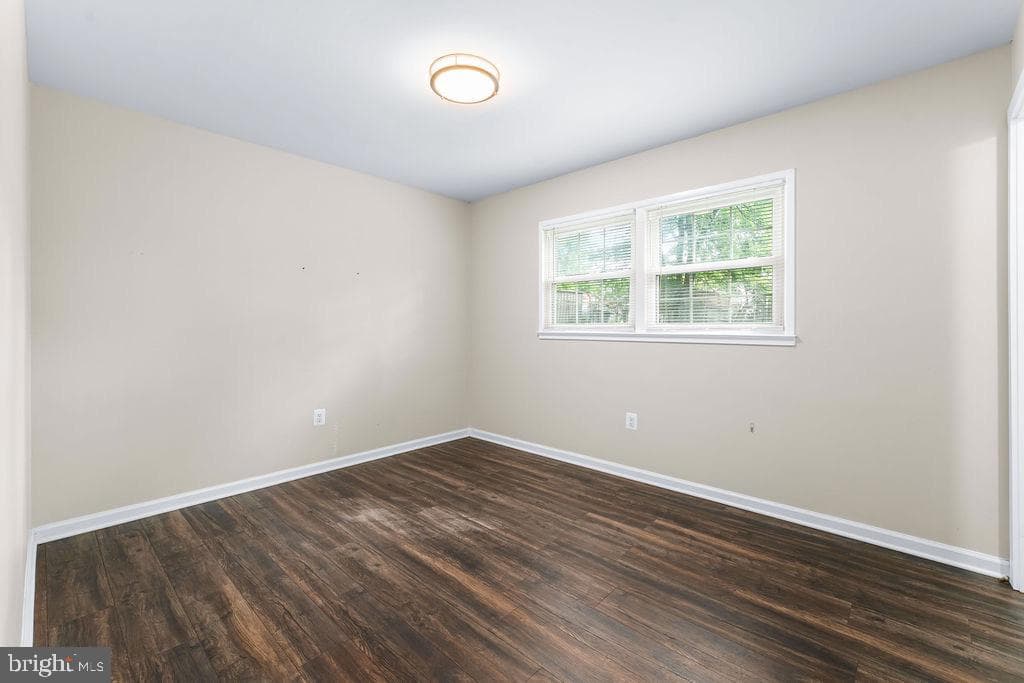 15105 Cloverdale Road photo 18