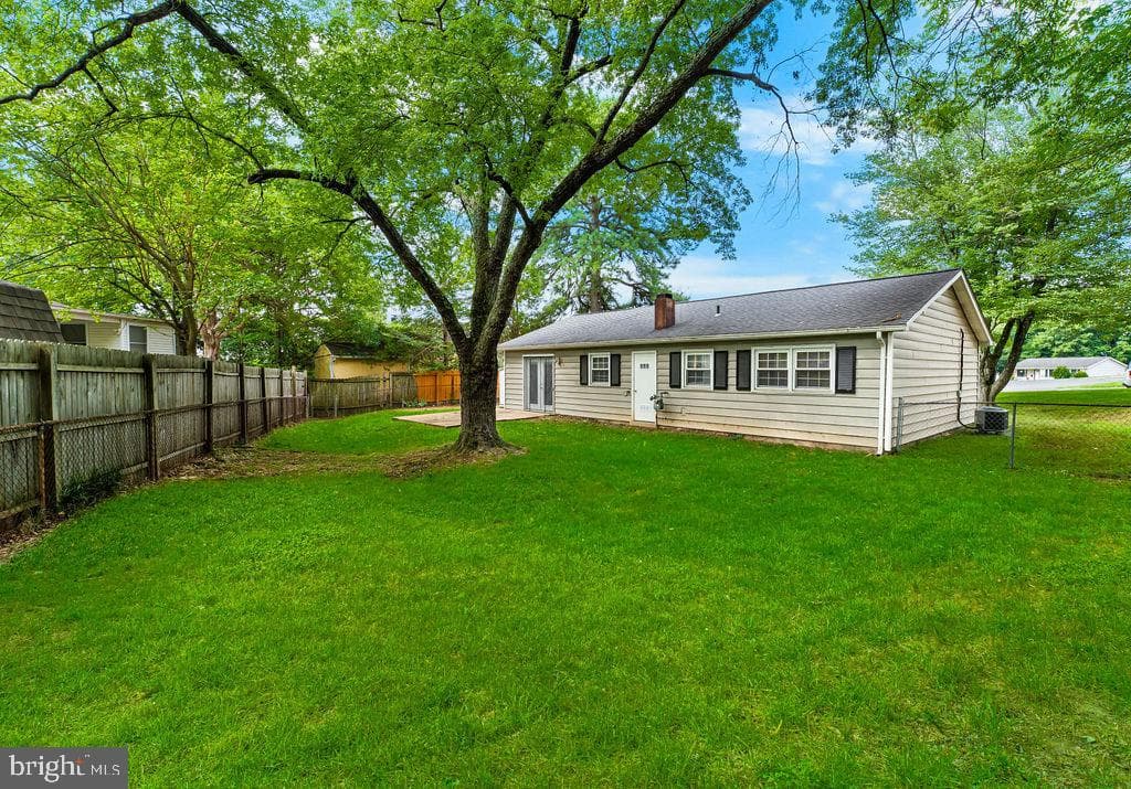 15105 Cloverdale Road photo 23