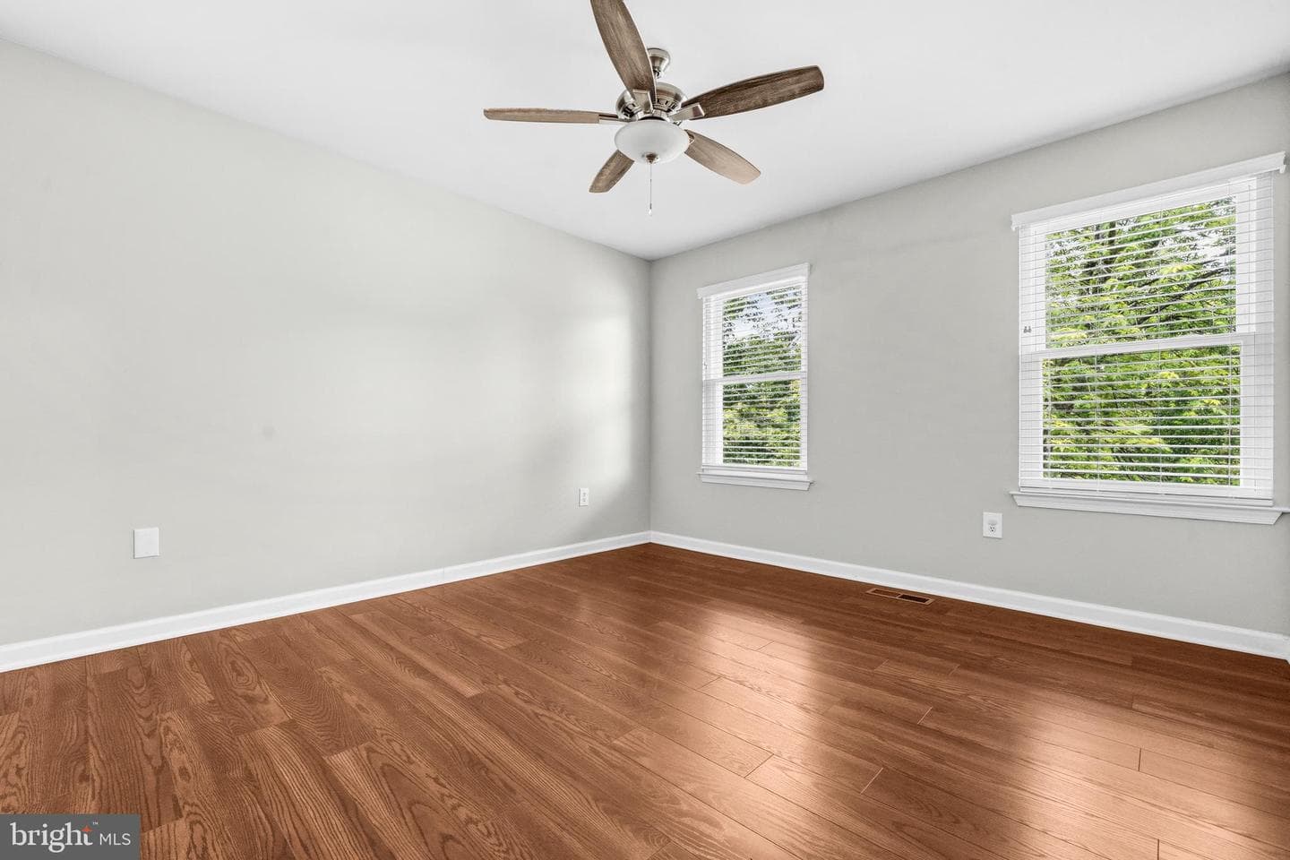 6109 Plainville Lane photo 27