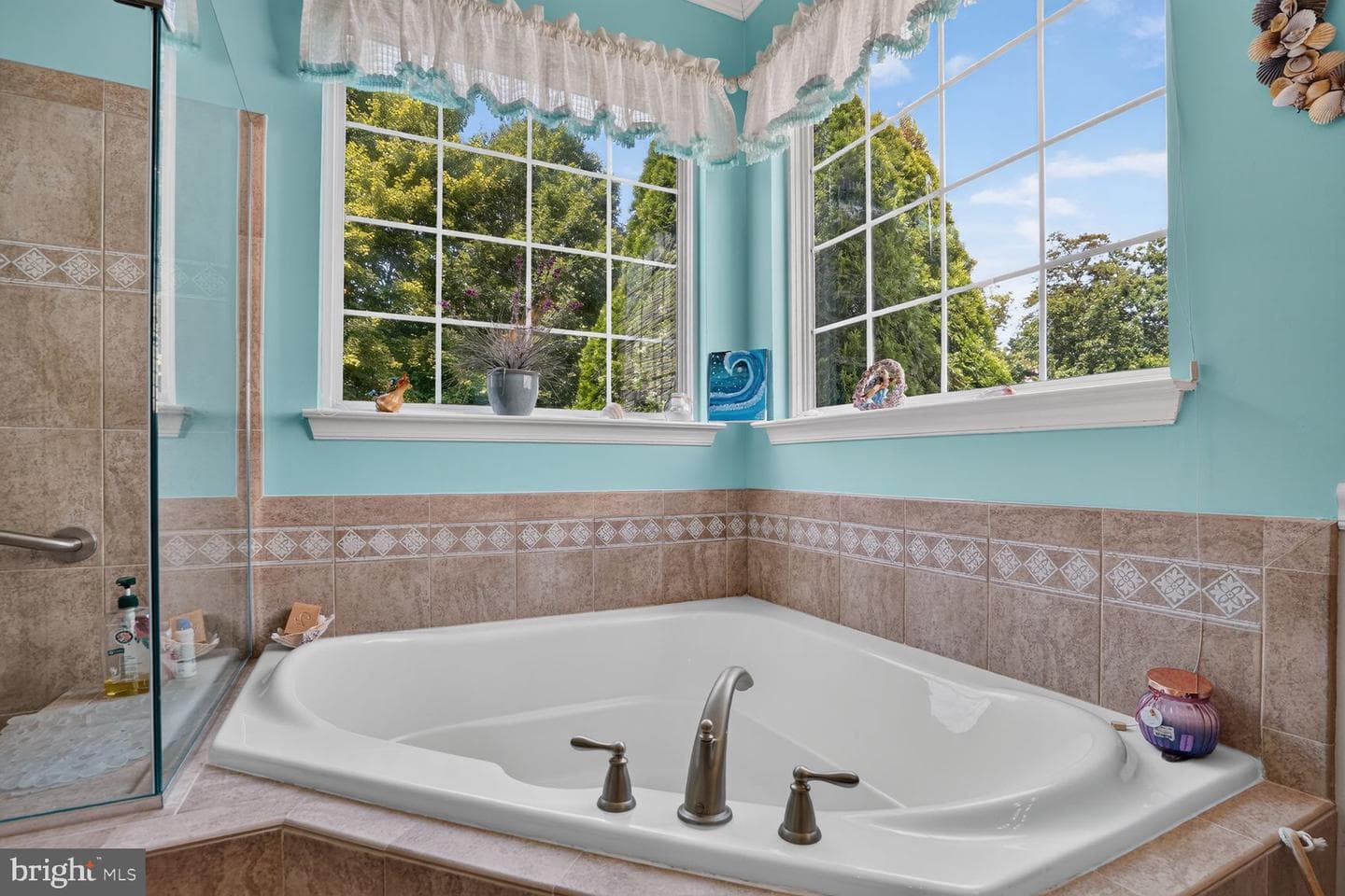 17451 Four Seasons Drive photo 34