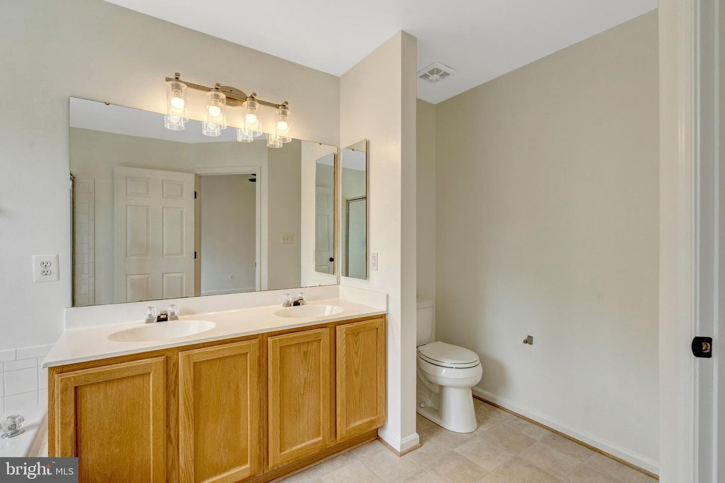 7057 Sauvage Lane photo 36