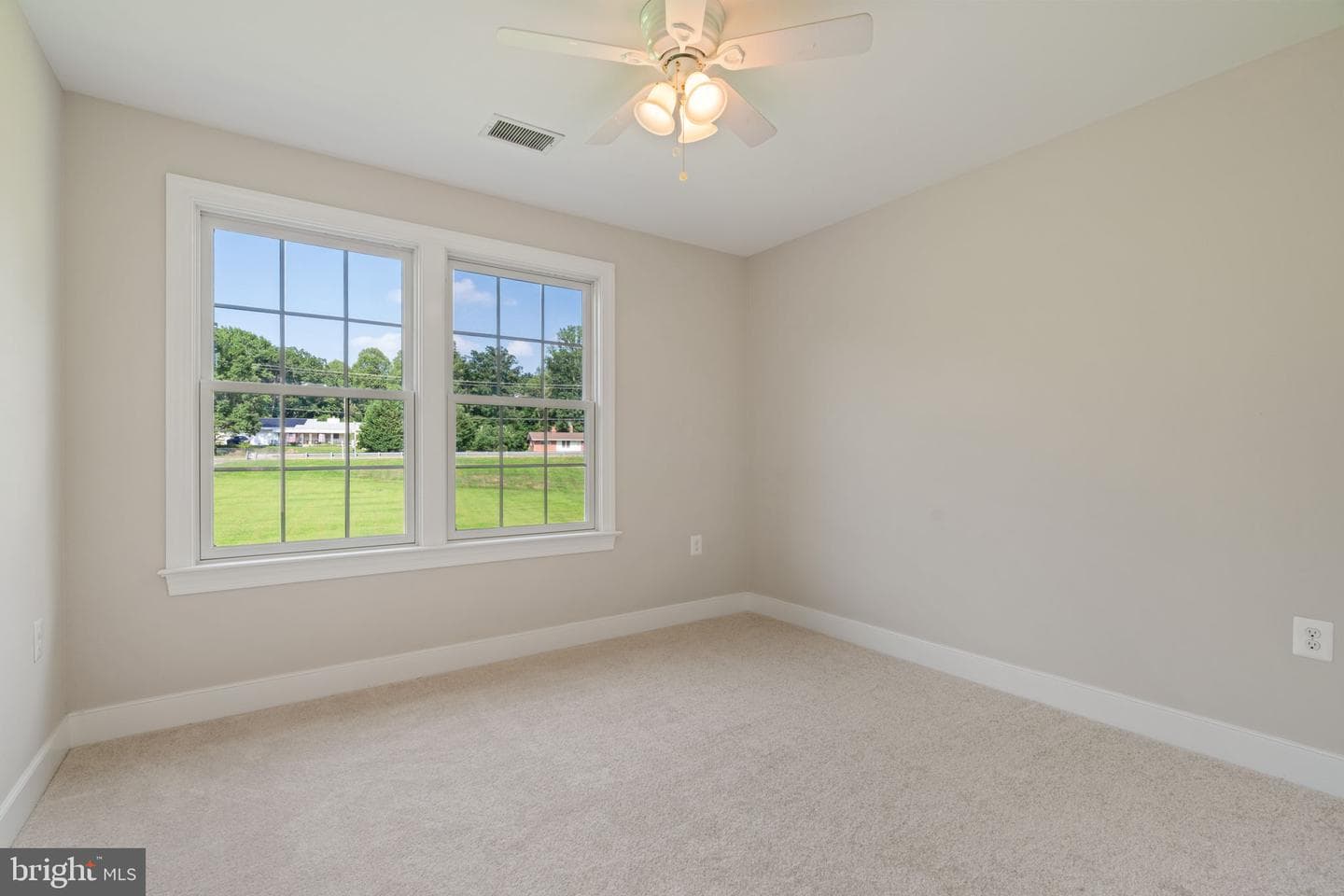 13610 Spriggs Road photo 45
