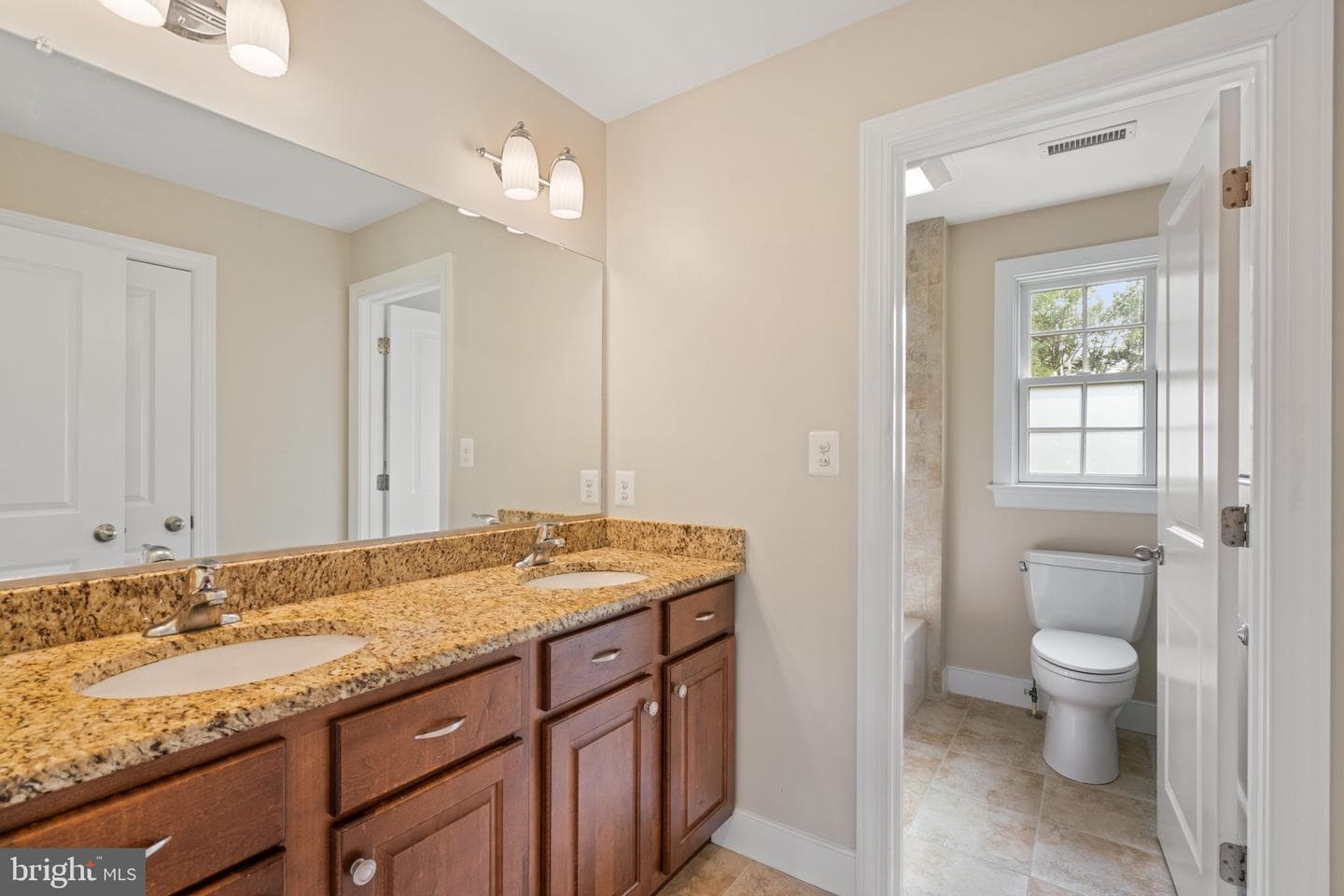 13610 Spriggs Road photo 47