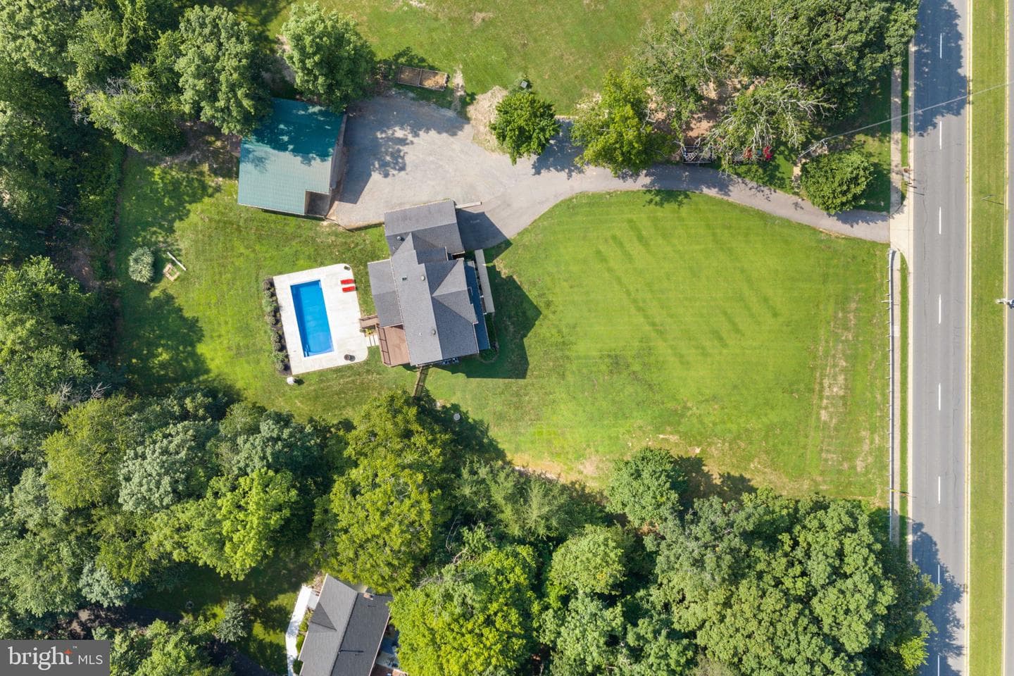 13610 Spriggs Road photo 6