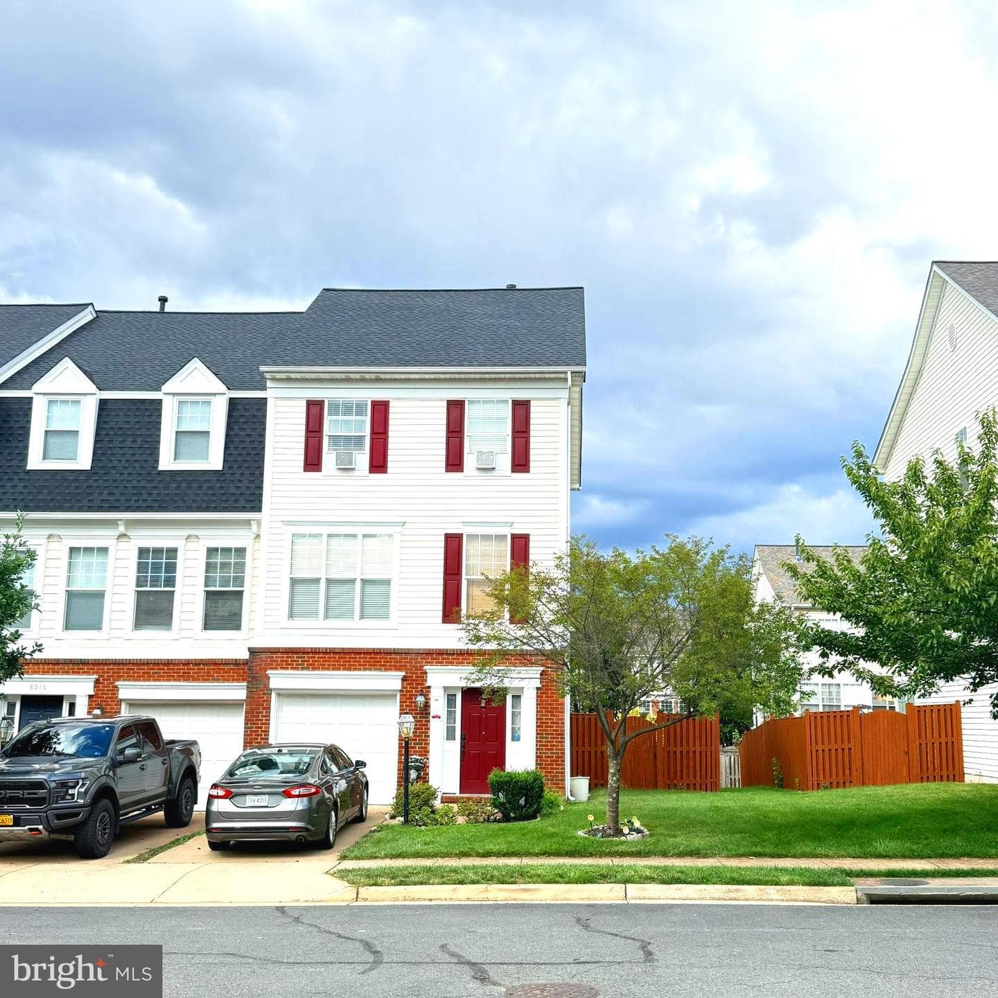 8014 Duck Pond Terrace photo 1