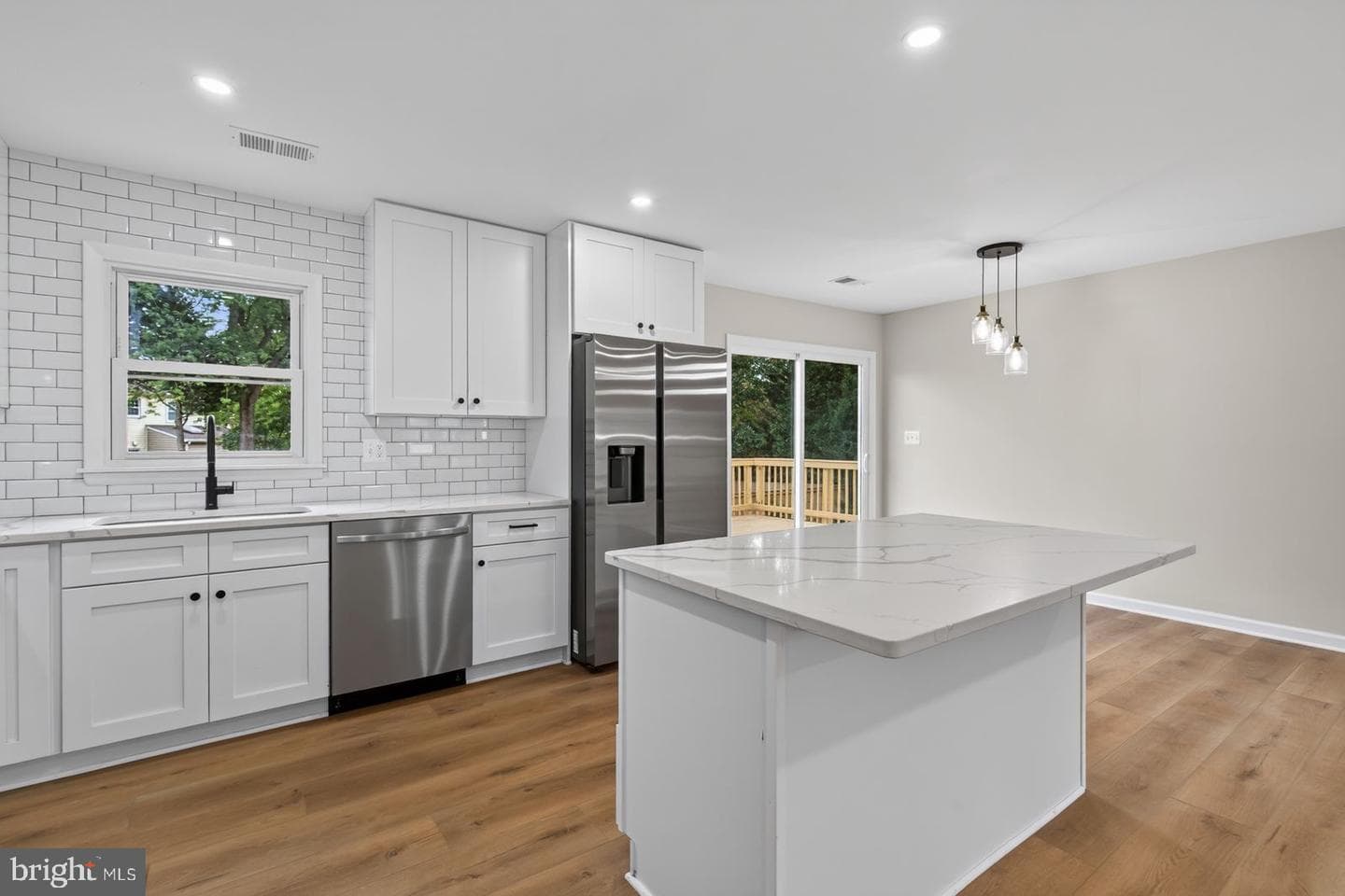 9927 Portsmouth Road photo 16