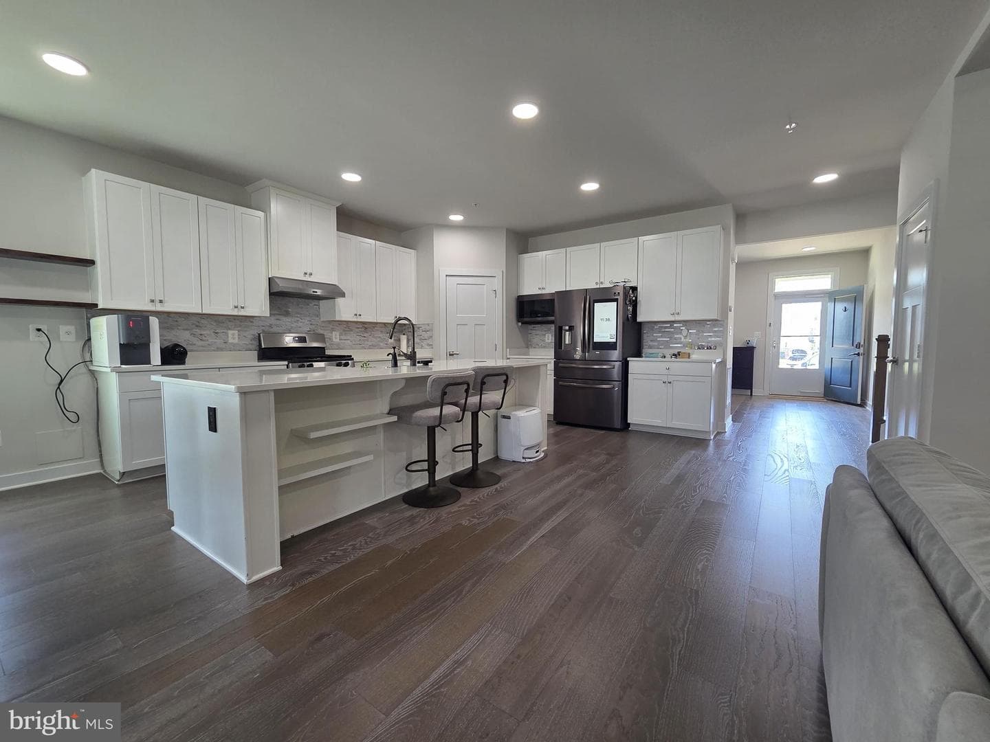 7550 Mint Springs Court photo 6