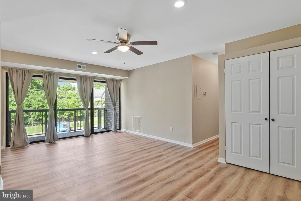 7589 Margate Court #201 photo 2