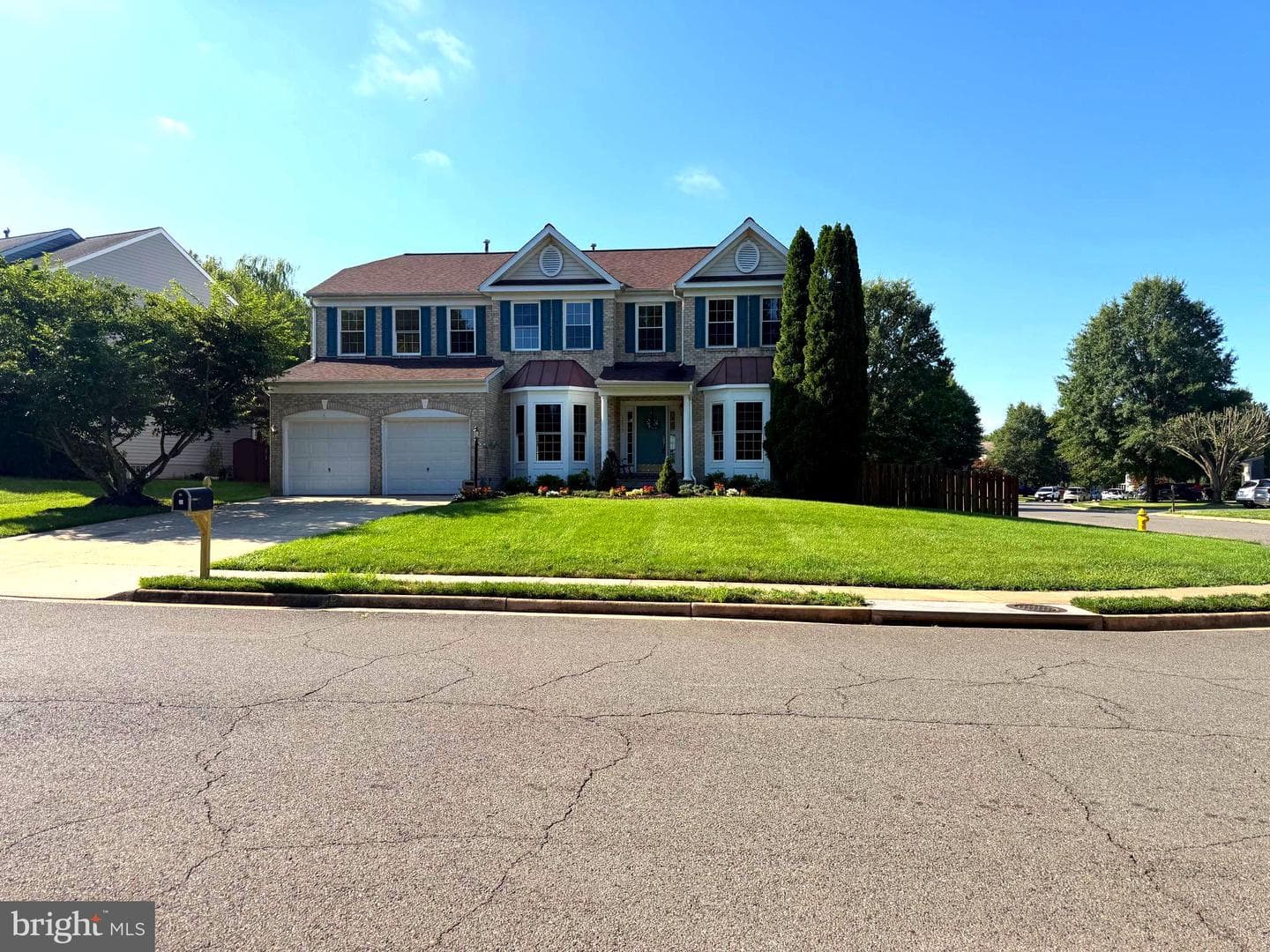 12337 Grimsby Lane photo 1