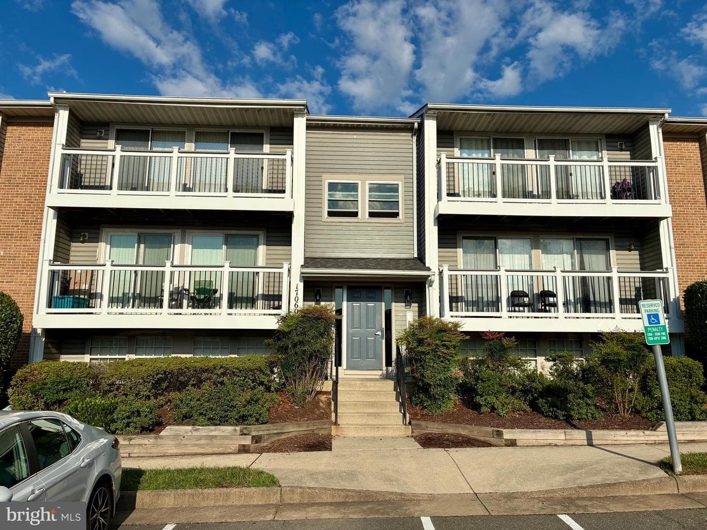 17060 Capri Lane photo 1