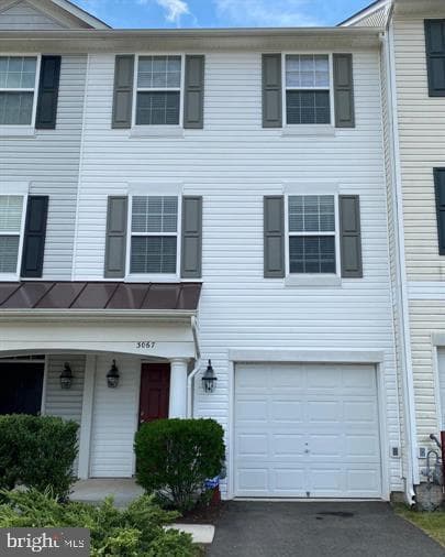 3067 Chinkapin Oak Lane photo 1