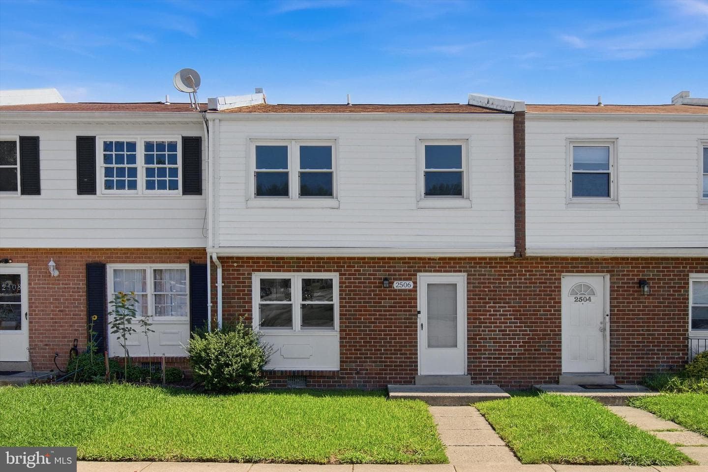 2506 Sedgewick Place photo 1