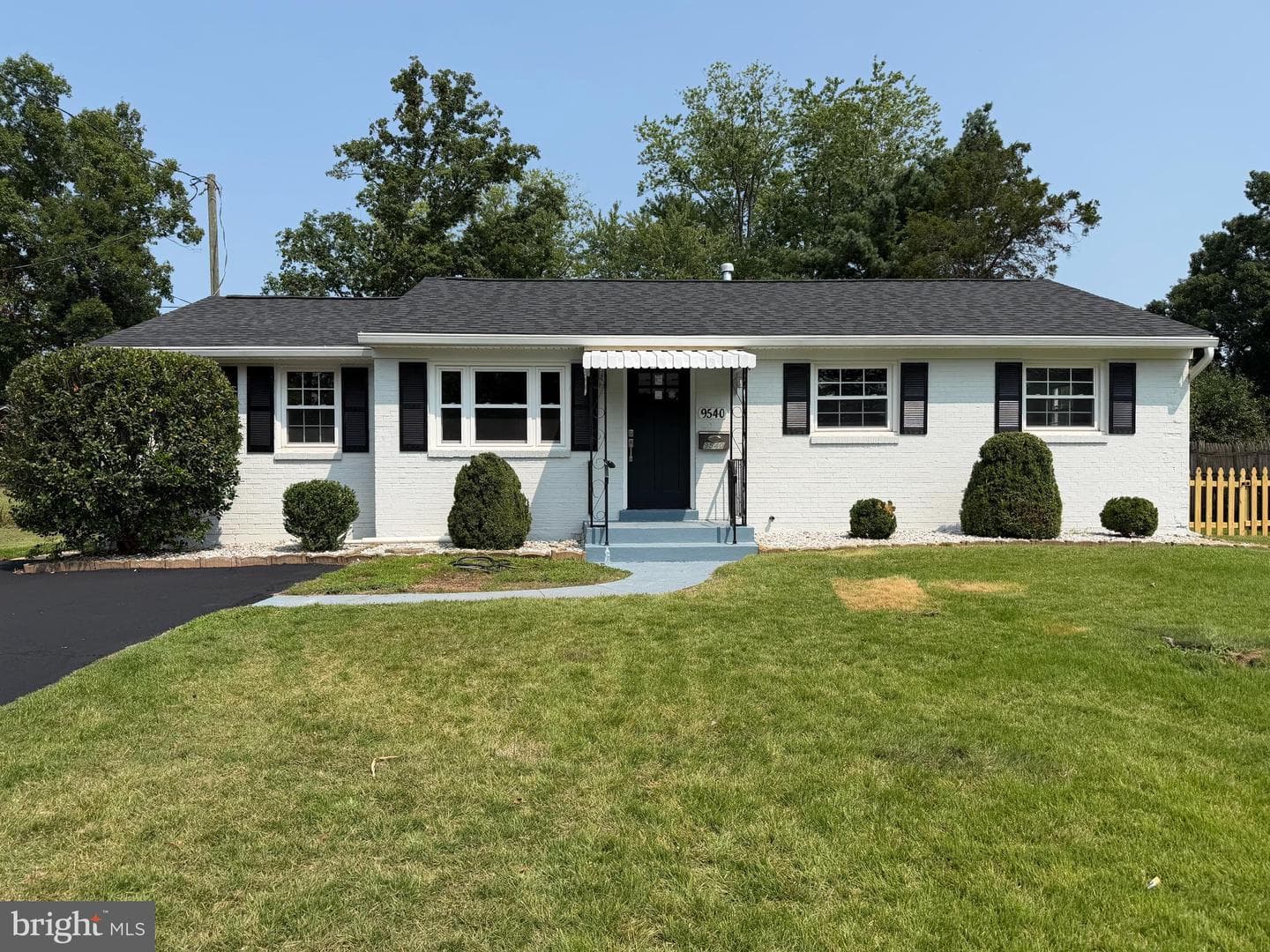 9540 Damascus Drive photo 1