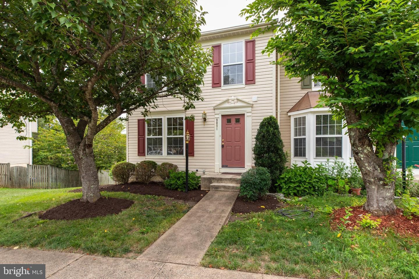 9081 Falcon Glen Court photo 1