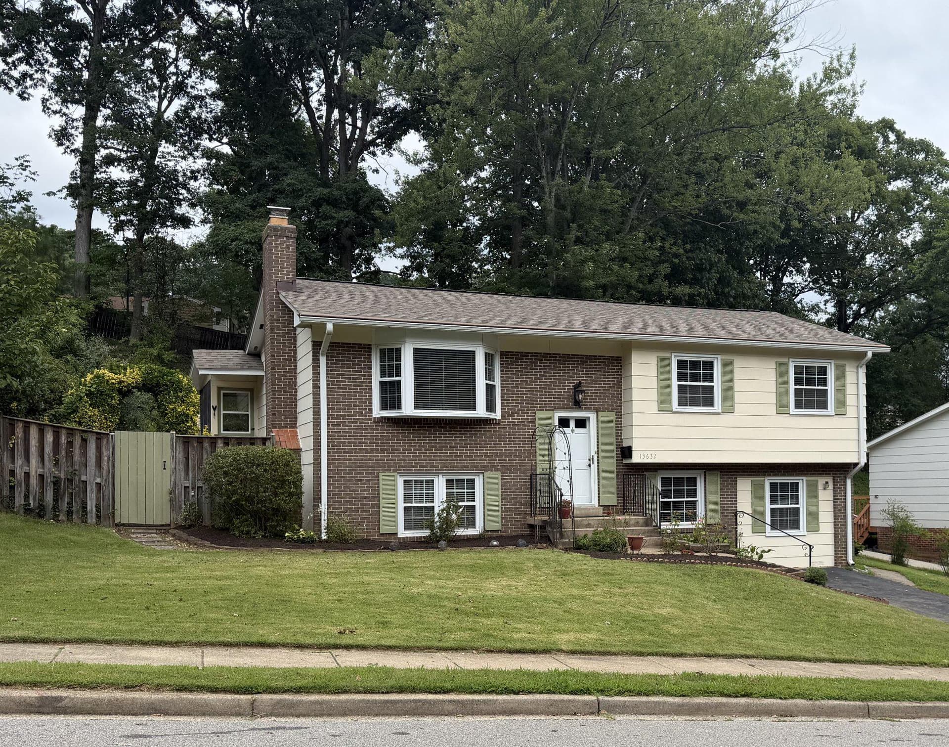13632 Kingsman Road photo 1