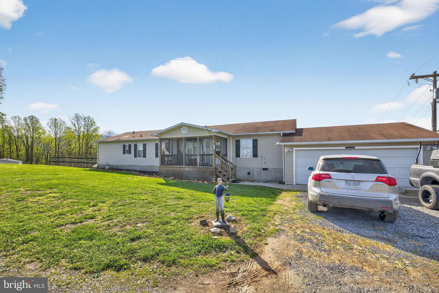 355 Clan Alpine Way photo 1