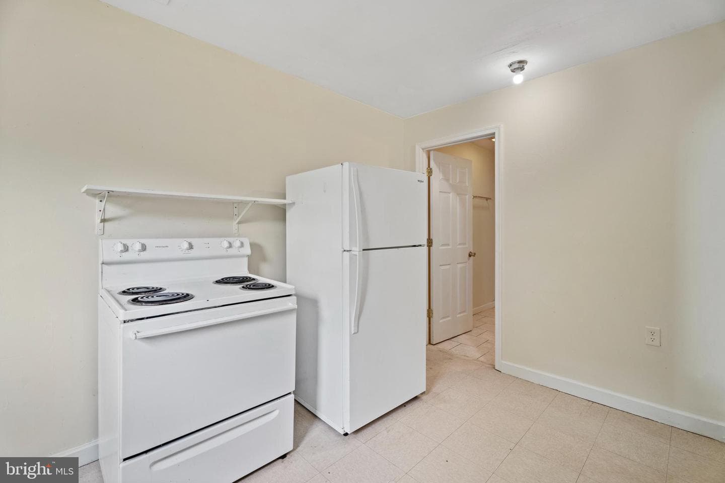 208 Brandon Road photo 15