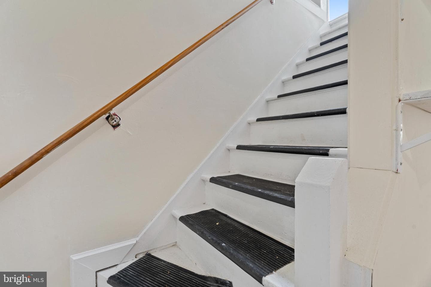 208 Brandon Road photo 18
