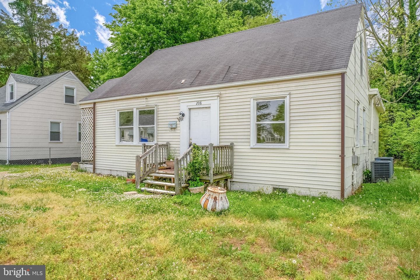208 Brandon Road photo 5
