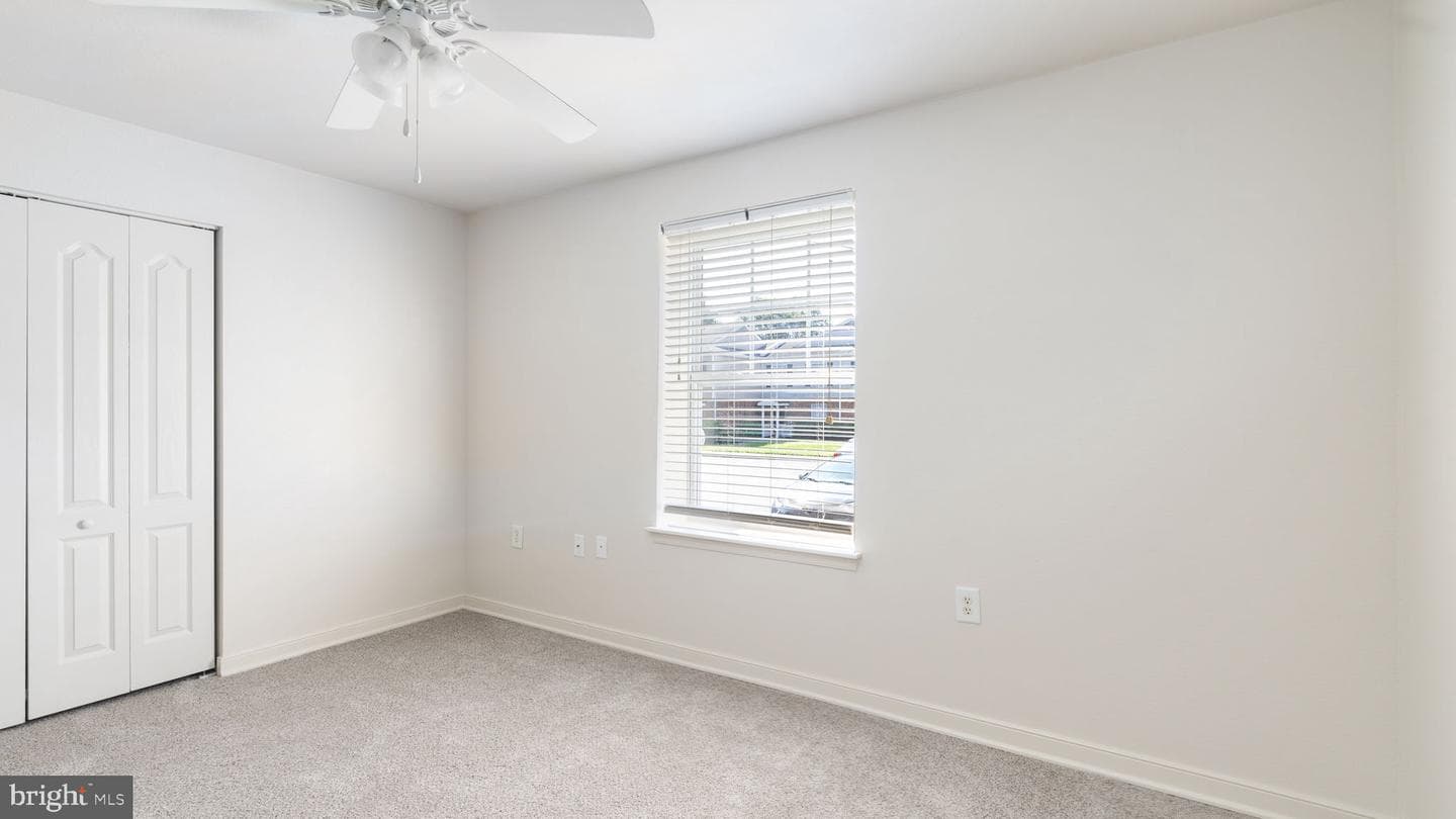 3522 E Richmond Road #106 photo 21