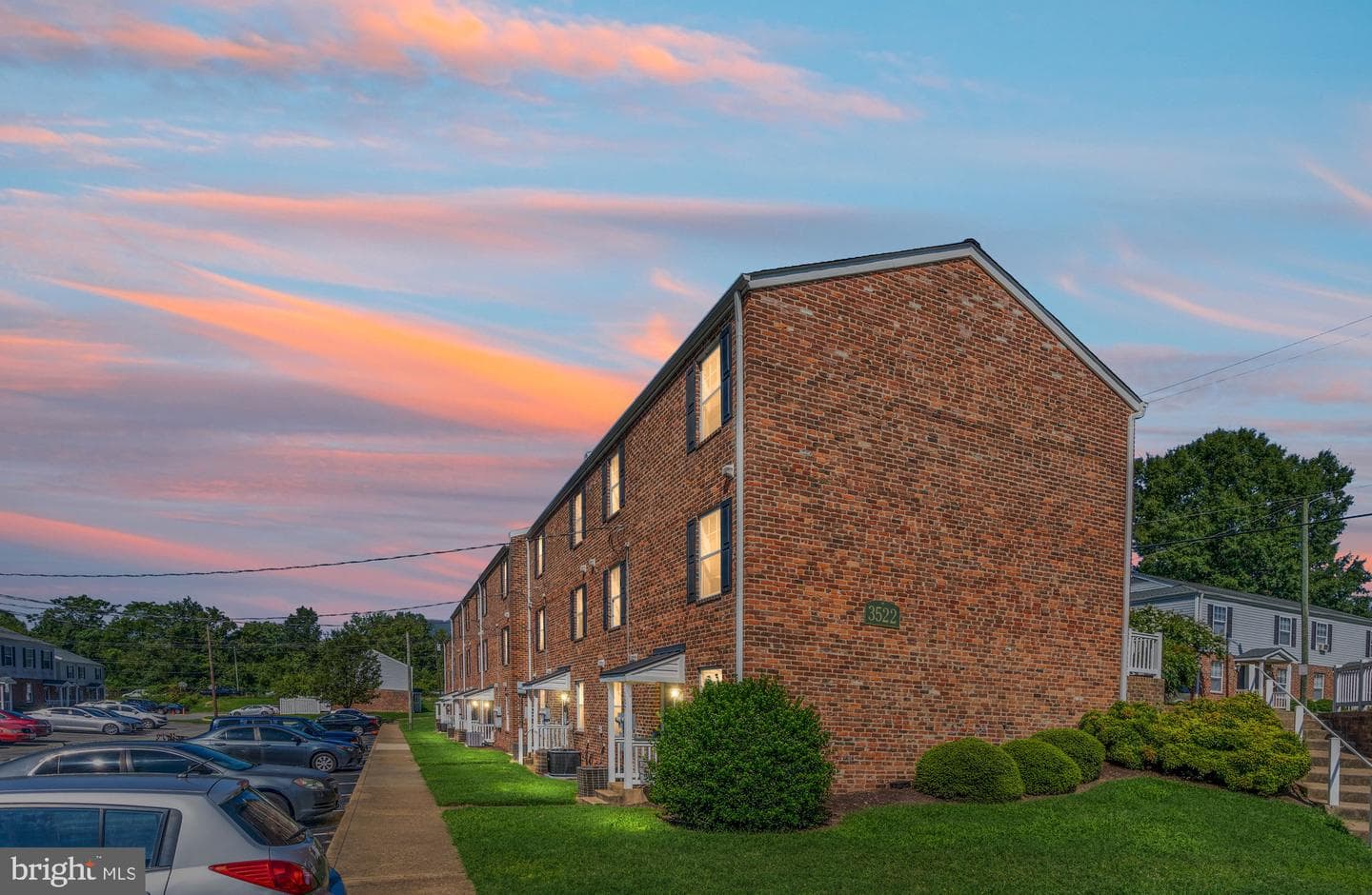 3522 E Richmond Road #106 photo 24