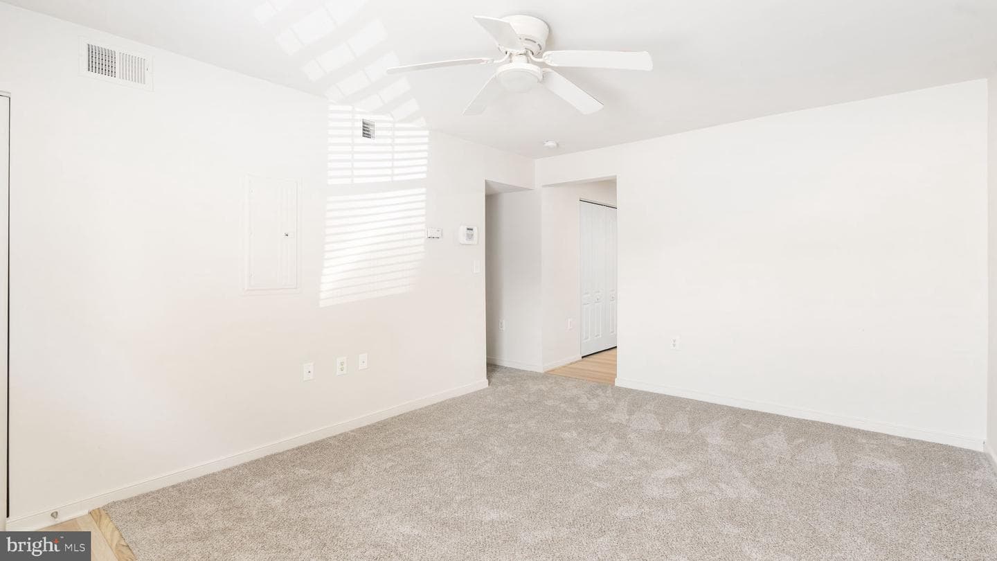 3522 E Richmond Road #106 photo 9