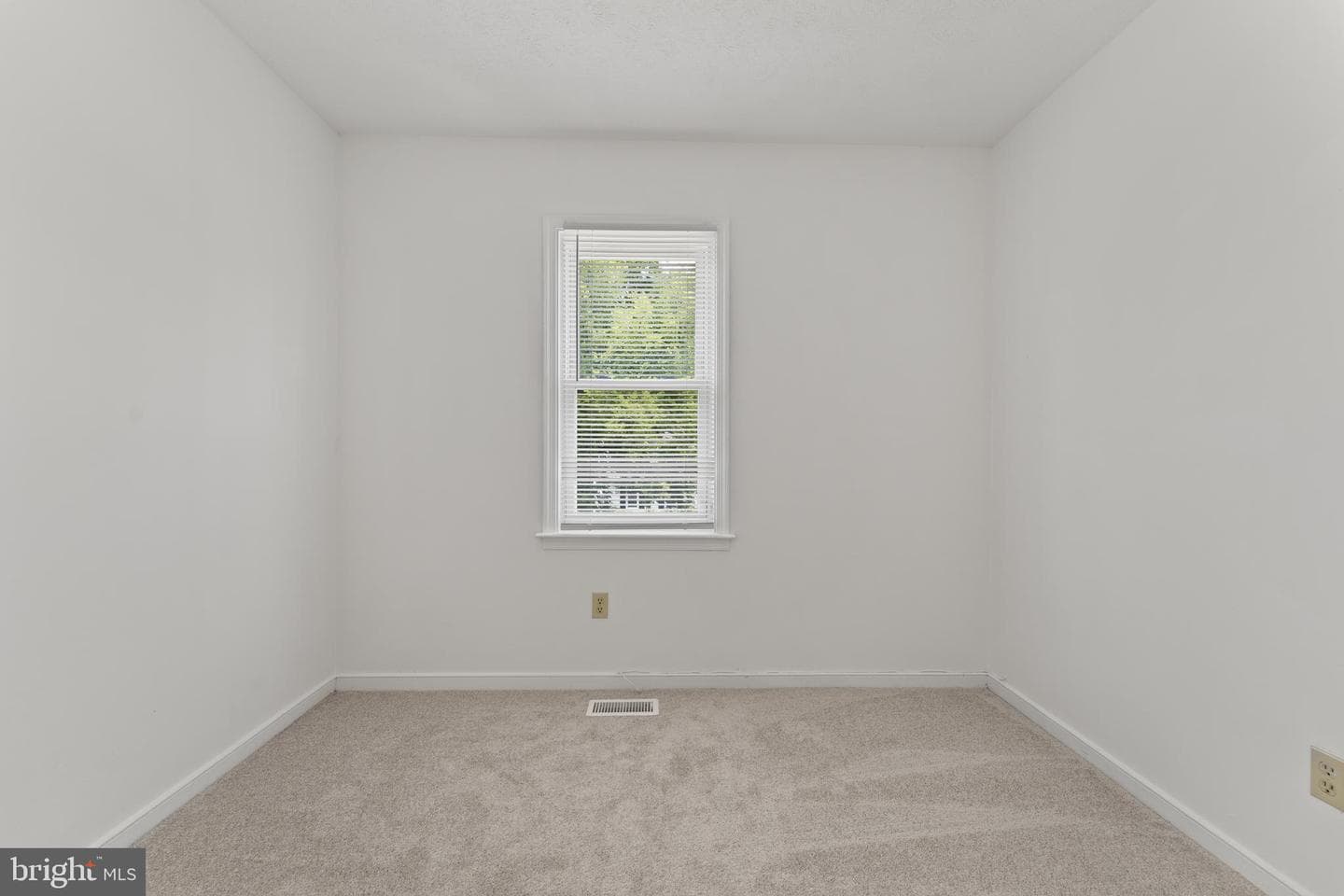 4602 H Whiting Circle photo 21