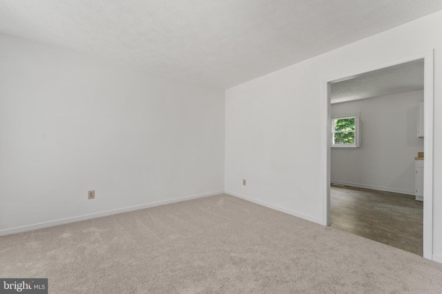 4602 H Whiting Circle photo 7