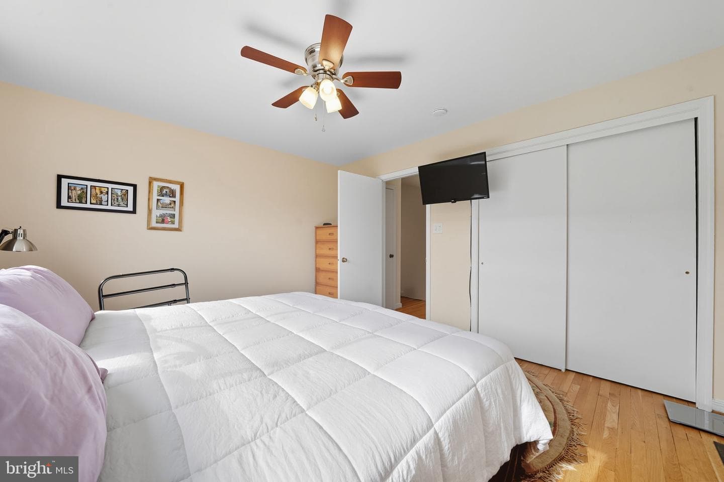 403 N Hamilton Street #j photo 16